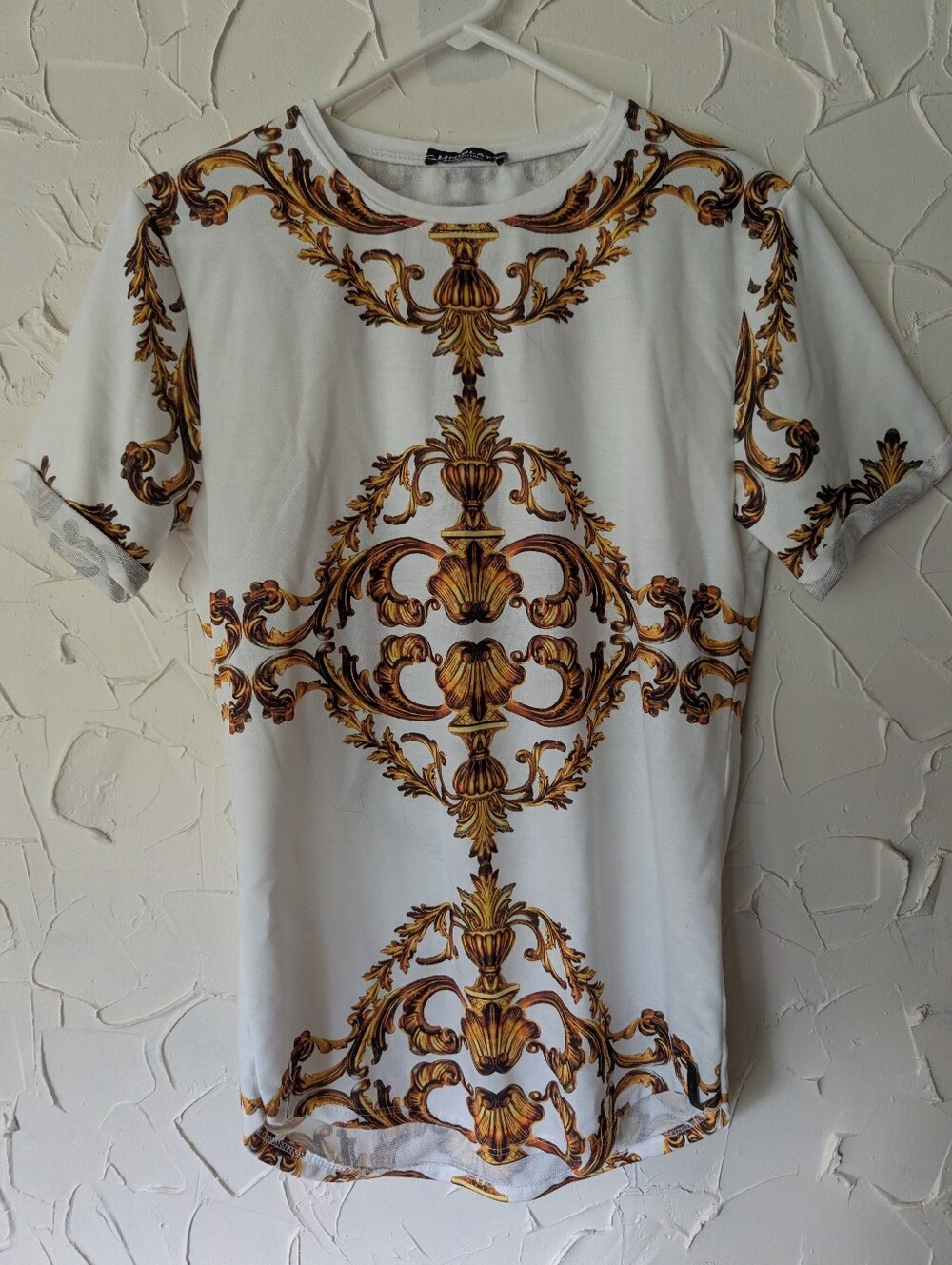 Uniplay White T-Shirt with Ornate Gold Baroque Print Size Medium